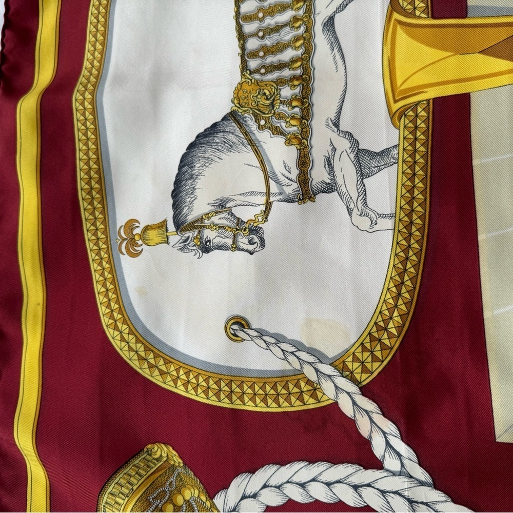 Hermès Red Gold Grand Apparat 100% Silk Scarf - Picture 16 of 16